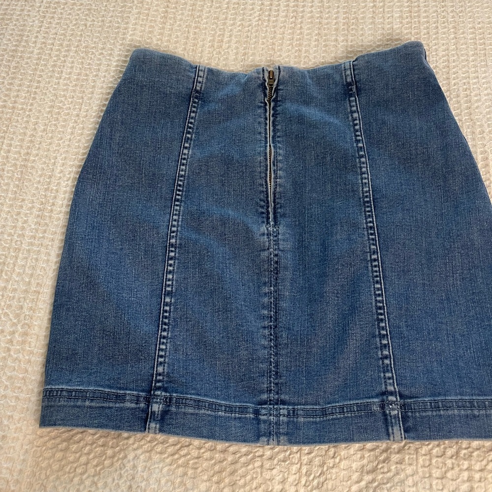 Free People Denim Jean Skirt Size 4 - Picture 2 of 6